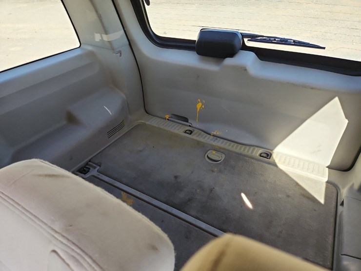 2007-ford-explorer-xlt-image-15