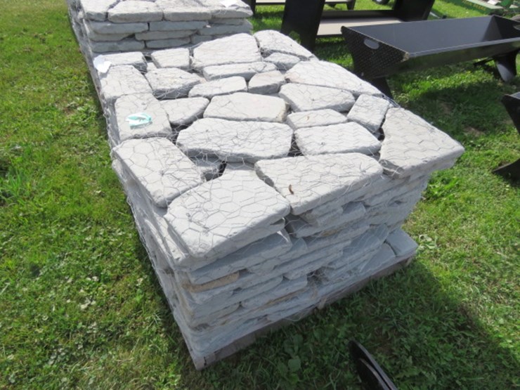 pennsylvania-blue-stone-tumbled-rocks-image-1