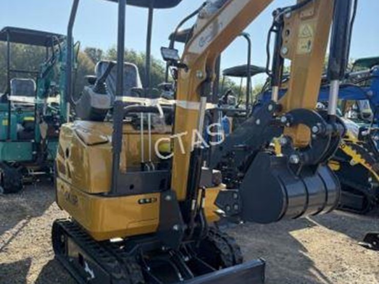 #65-•-mini-excavator---gas---hydraulic-thumb-image-2