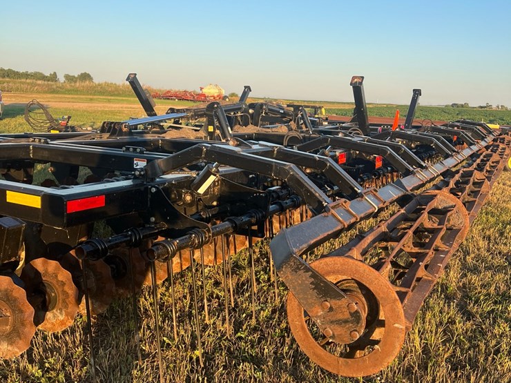 mandako-model-t4030-vertical-tillage-image-19
