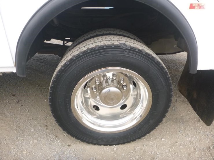 2015-ford-f550-image-29
