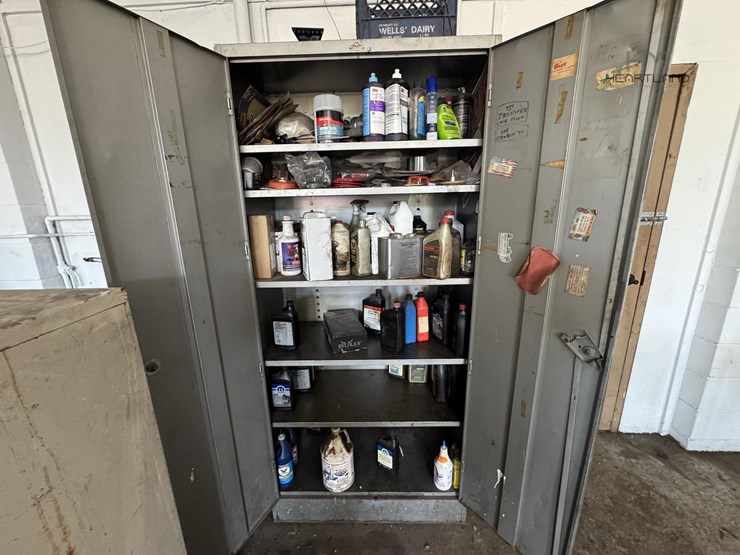 metal-storage-cabinets-&-filing-cabinets-w/content-metal-storage-cabinets-&-filing-cabinets-w/content-image-2