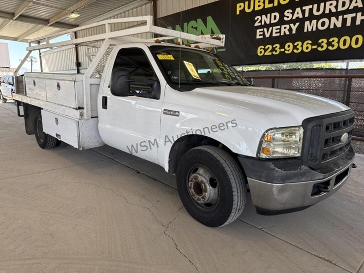 2005-ford-f350-image-2