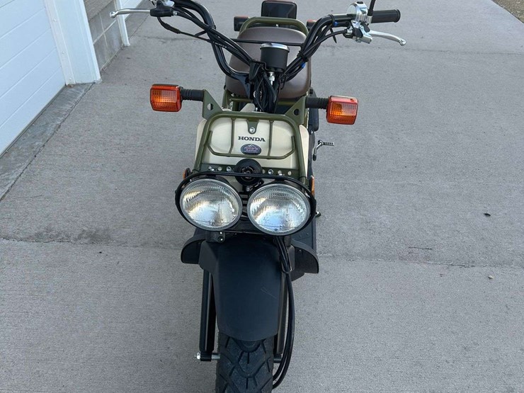 2024-honda-ruckus-scooter-image-2