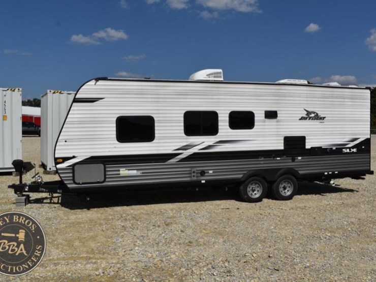 2022-jayco-jay-flight-slx-264bh-38128-image-9
