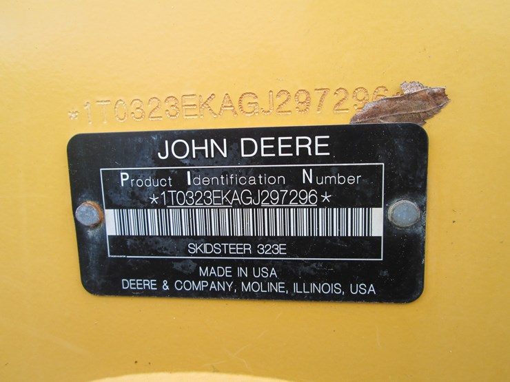 deere-323e-image-29