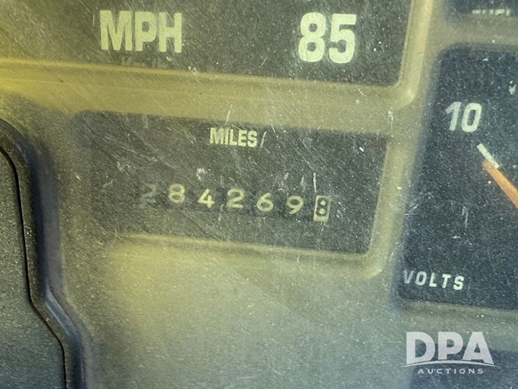 1999-international-4700-image-62