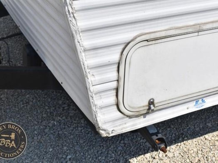 2004-keystone-rv-co-hornet-sport-27bs-38101-image-70