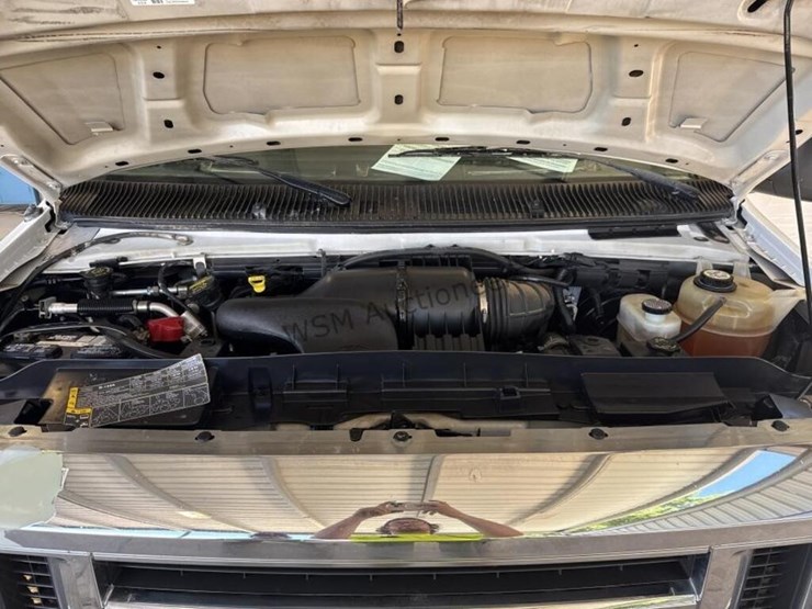 2009-ford-e350-image-14