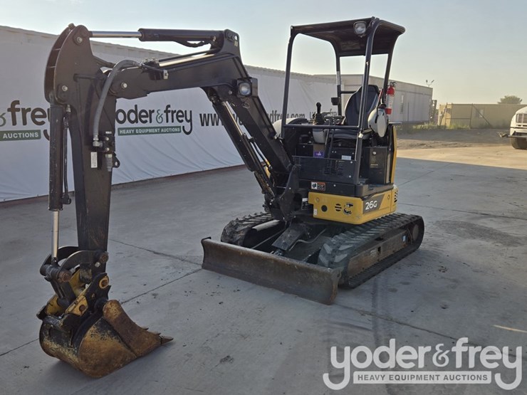 2022-deere-26g-image-1