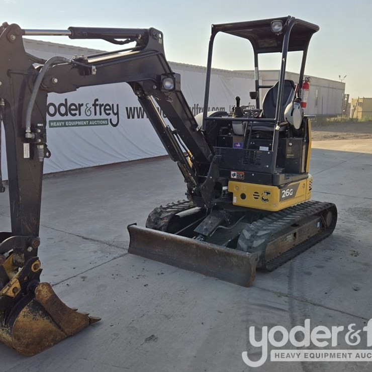 2022 DEERE 26G