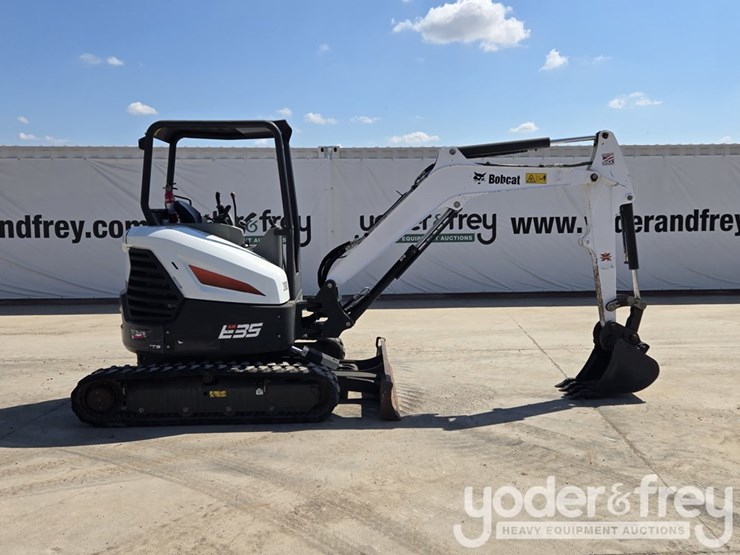 2021-bobcat-e35-image-6