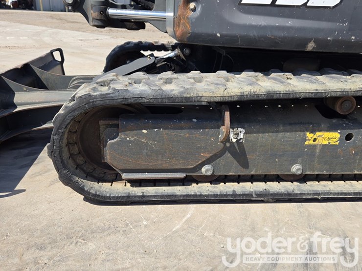 2021-bobcat-e35-image-15