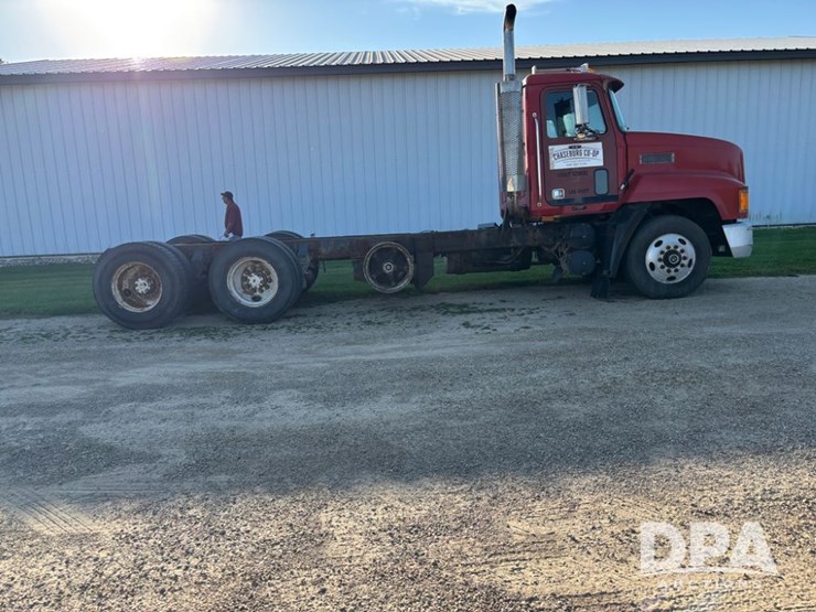 mack-ch613-image-13