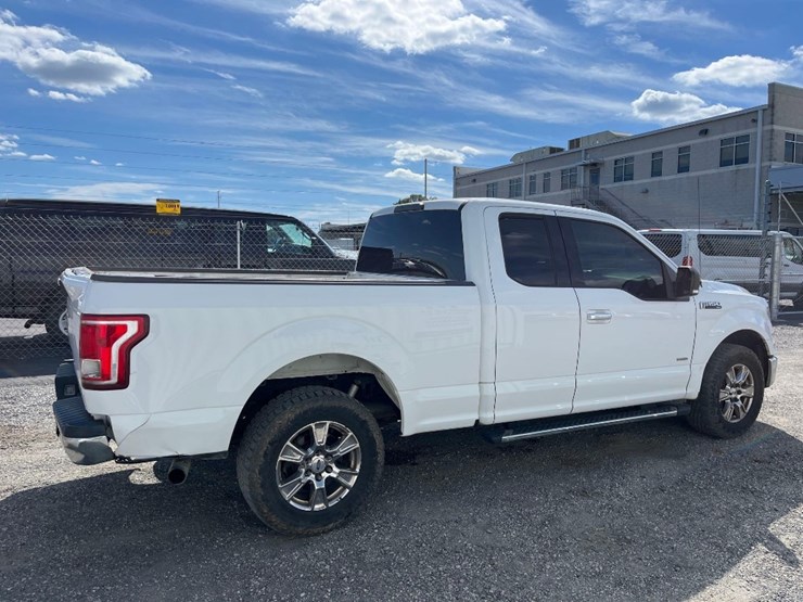 2015-ford-f150-lariat-image-3