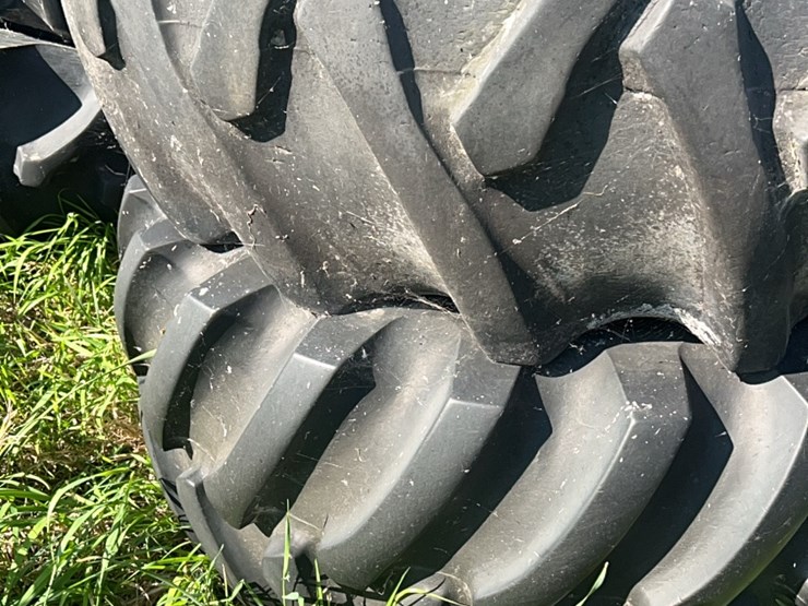 (3)-30.5/32-combine-tires,-decent-tires-image-17