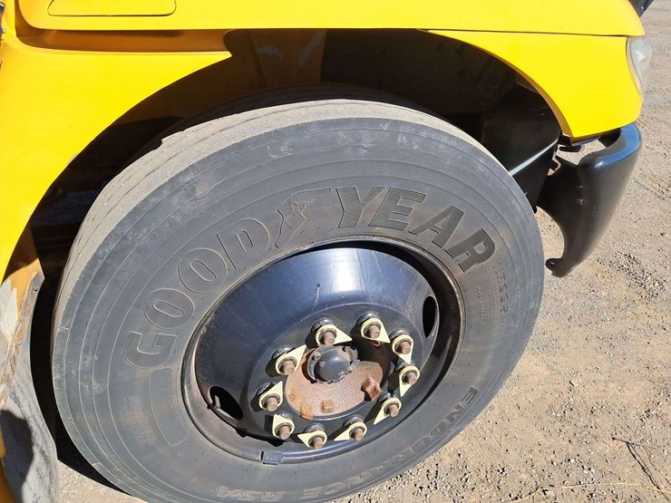 2015-ic-bus-pb105-school-bus-image-8