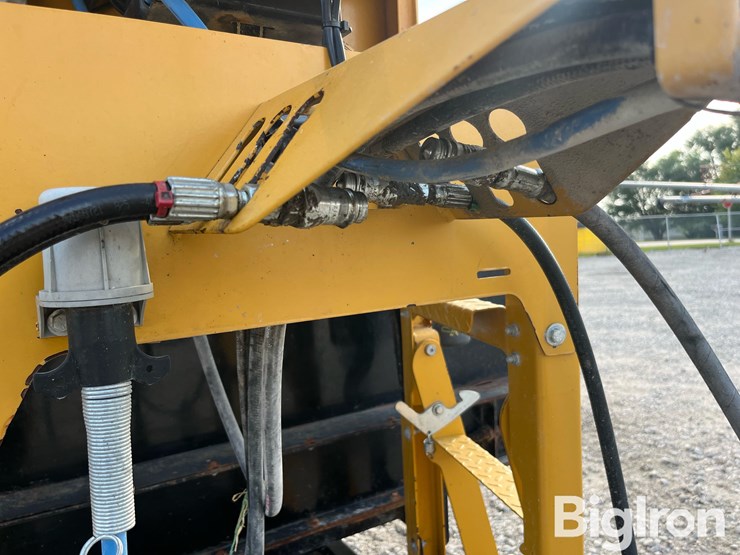 2022-vermeer-vs570-vertical-feed-mixer-wagon-image-9