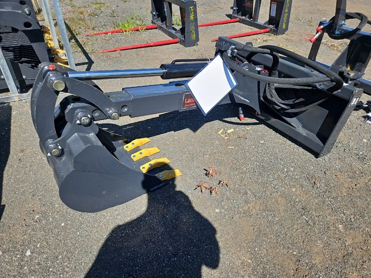 landhonor-backhoe-attachment-image-1