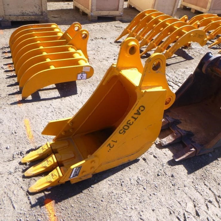CATERPILLAR 305