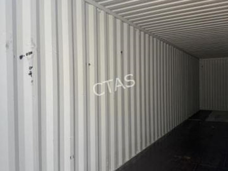 #83-•-40'-high-cube-conex/shipping-container---one-trip-image-9