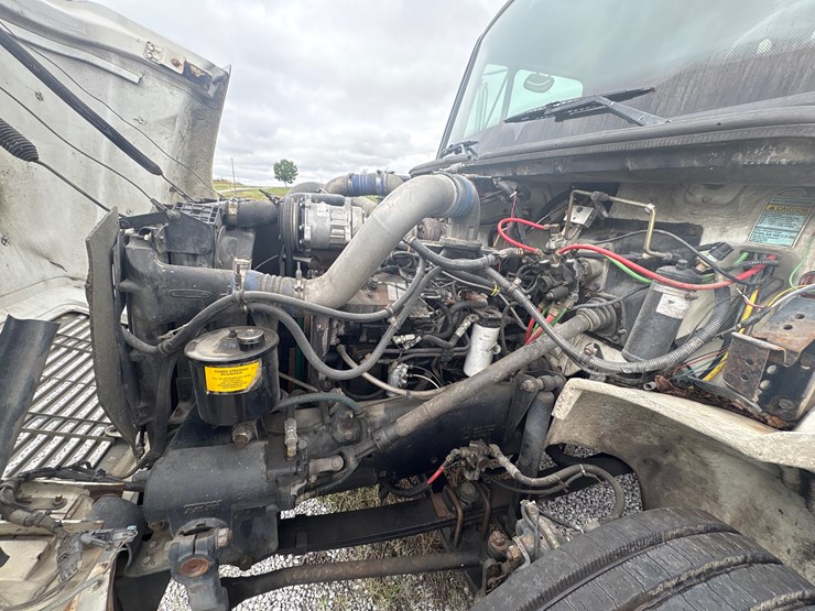 #29330-•-freightliner-single-axle-sanitation-truck-image-15