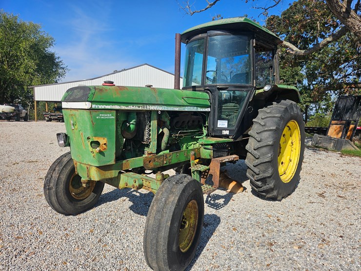 john-deere-3040-image-2