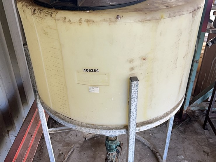 60-gallon-mixing-cone-with-stand-and-fittings-image-6