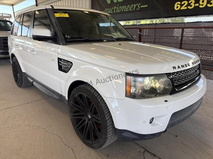 2012-land-rover-range-rover-image-2