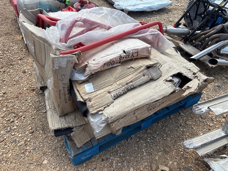 #8185-•-pallet-of-atv-parts-image-2