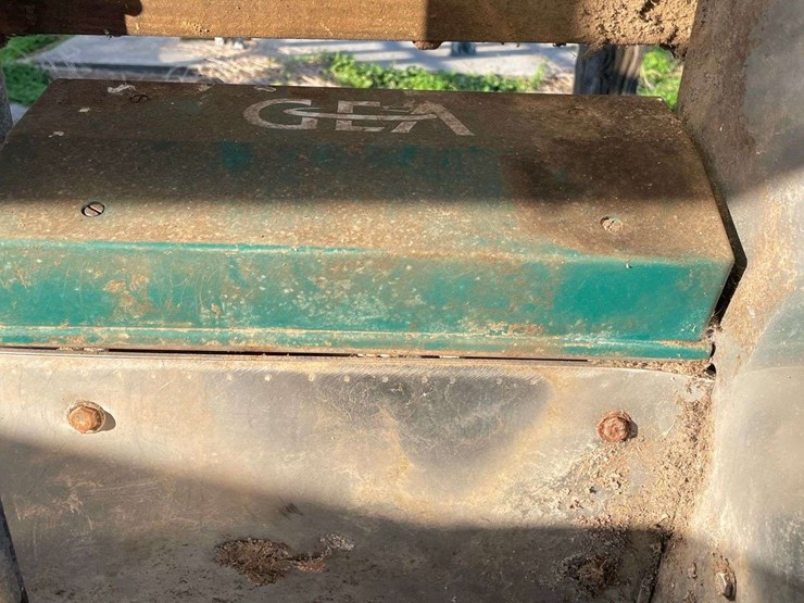 gea-id-boxes,-west-felia-surge-feeders-image-20