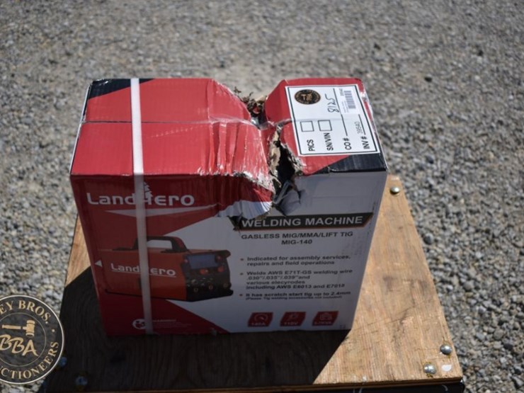landhero-mig-140-gasless-mig-welder-image-1