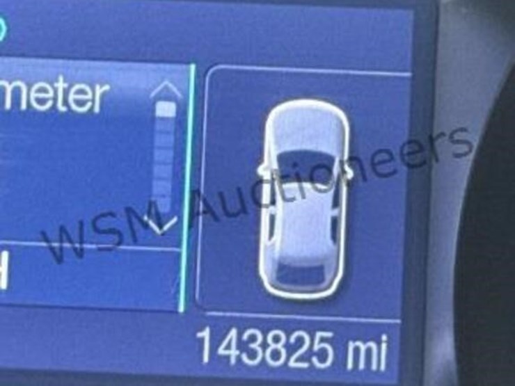 2014-ford-explorer-image-17