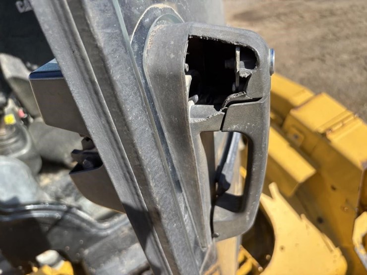 2016-caterpillar-299d2-xhp-image-20