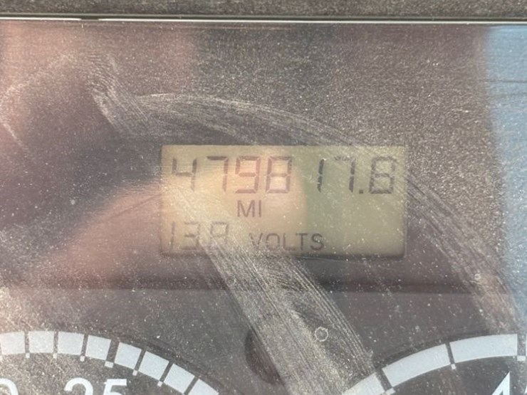 2005-freightliner-truck-(dr12225-unit-12405)-image-8