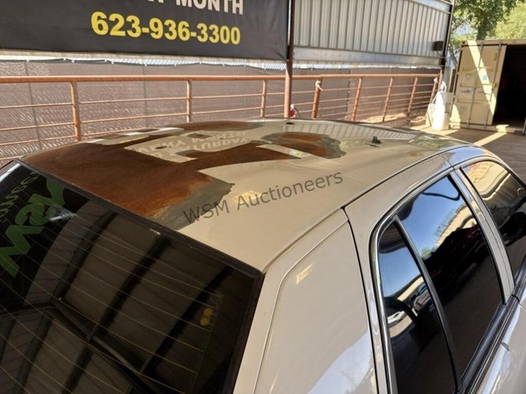 2006-ford-crown-victoria-sdn-image-9
