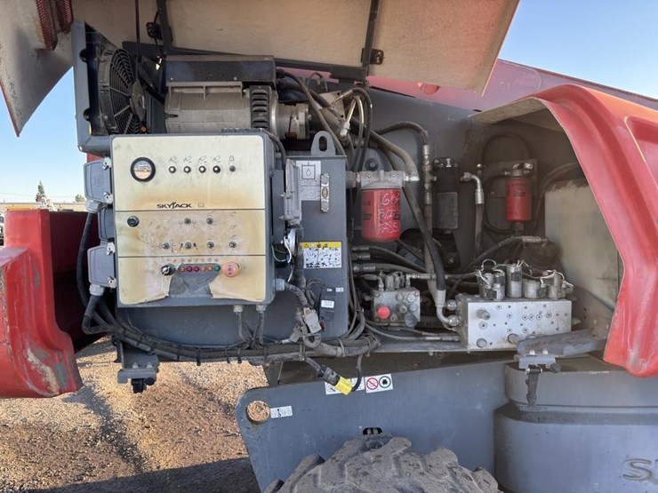 skyjack-sj61t-image-37