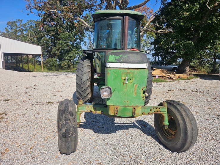john-deere-3040-image-22