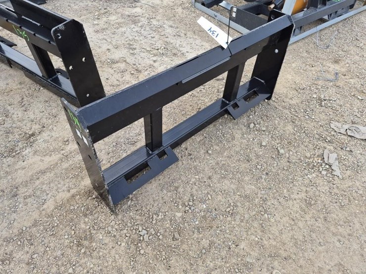 wolverine-pff2-13-45w-skid-steer-pallet-fork-frame-image-3