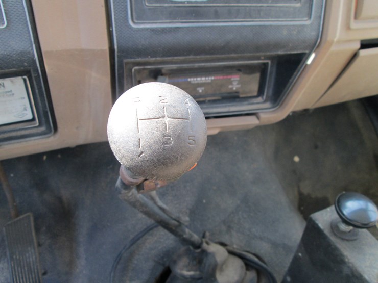1989-ford-f700-image-33