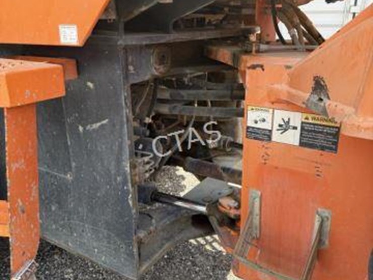 #220-•-doosan-wheel-loader-w/-bucket-image-18