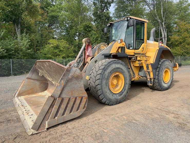 2012-volvo-l150g-image-1