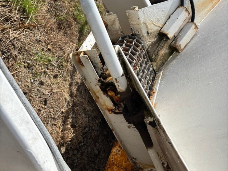 dry-spreader-buggy-(dr12304-unit-#52)-image-9