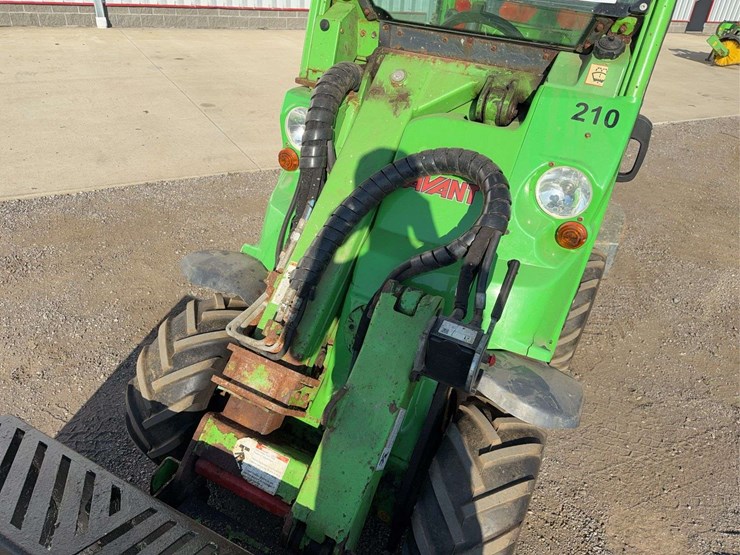 advant-528-wheel-loader-image-9