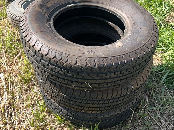 (3)--good-st-205/75/r14-tires-image-12