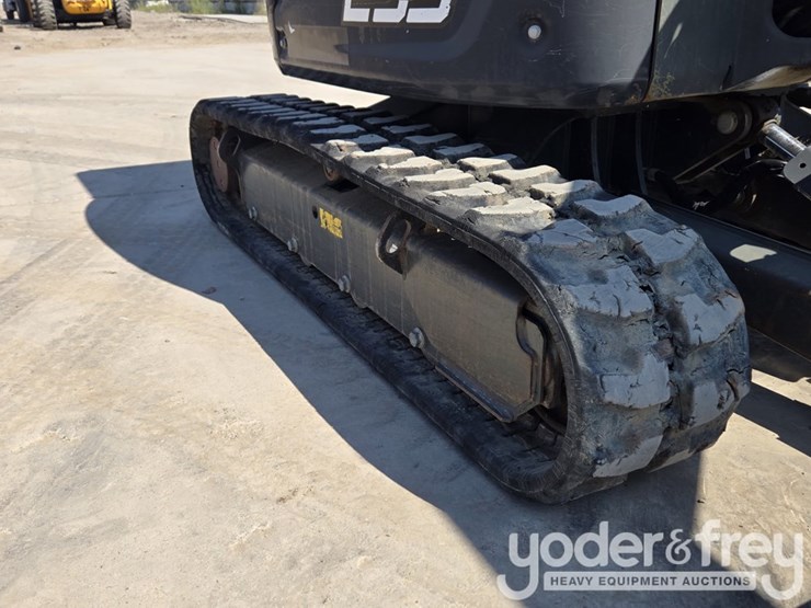 2021-bobcat-e35-image-24