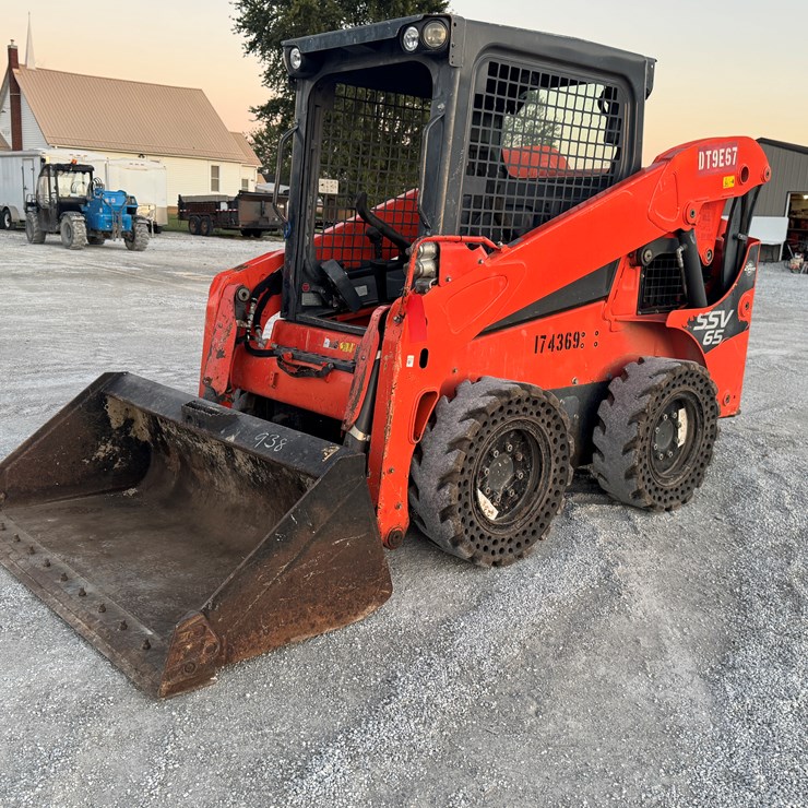 KUBOTA SSV65