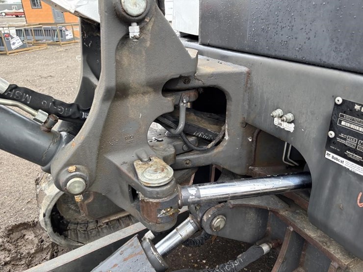 2019-bobcat-e32i-image-20