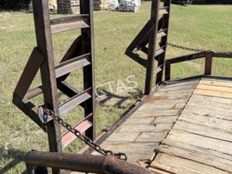 #201-•-2015-texas-bragg-25'-utility-gooseneck-trailer-image-10
