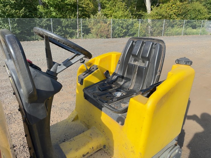wacker-neuson-rd12-double-drum-vibratory-roller-image-16